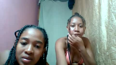 zinaely39 online show from August 15, 3:49 pm