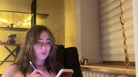 Lina online show from September 10, 5:23 pm