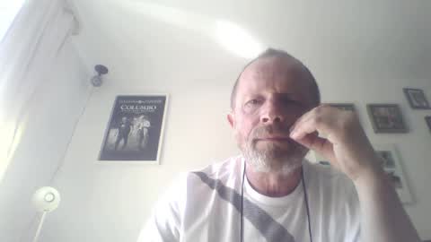 Zippi online show from April 26, 9:38 am
