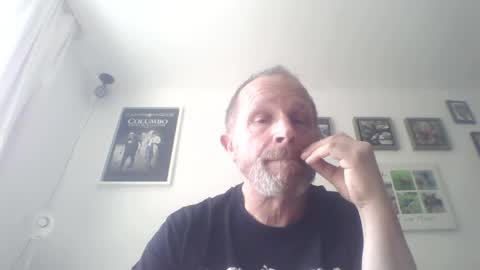 Zippi online show from May 10, 11:12 am