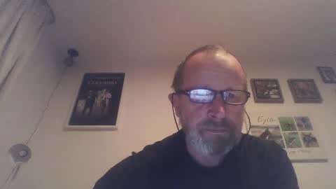 Zippi online show from May 15, 3:17 am