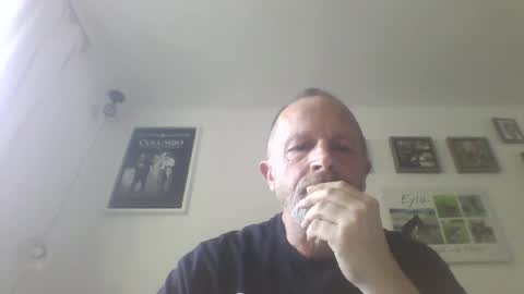 Zippi online show from May 17, 6:58 am