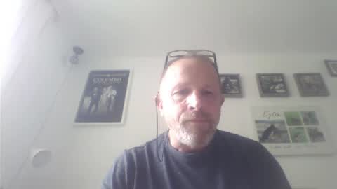 Zippi online show from July 26, 8:19 am