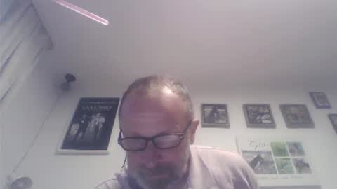 Zippi online show from August 6, 3:38 am