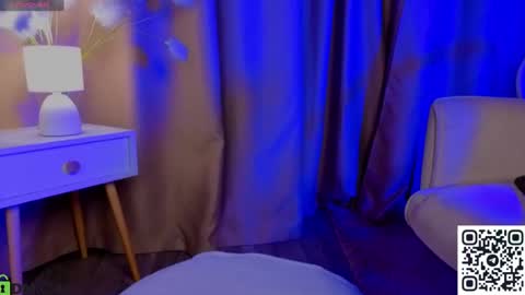 zlata__fox online show from August 13, 1:47 pm