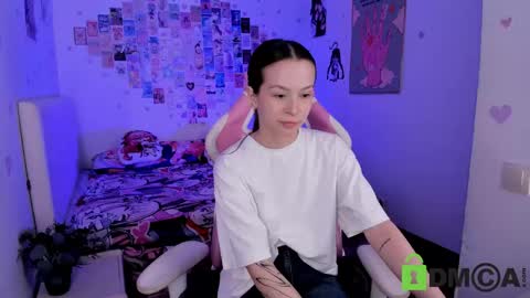 Zoay online show from May 25, 4:20 pm
