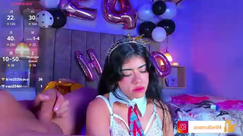 zoe_axel1 online show from August 8, 9:04 pm