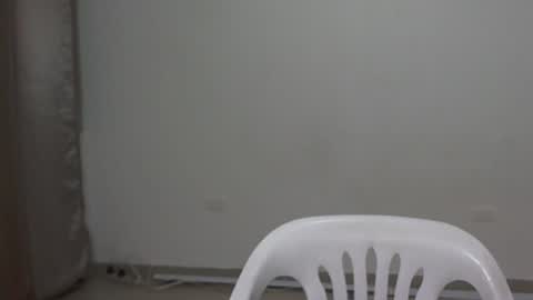 Zoe online show from August 5, 6:06 pm