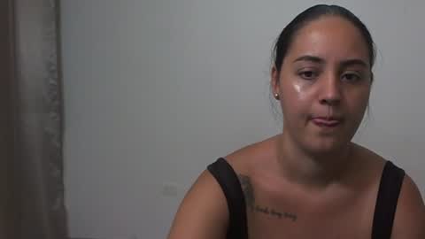 Zoe online show from August 15, 6:45 pm