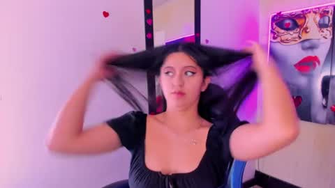 zoe_connor19 online show from August 5, 8:40 pm