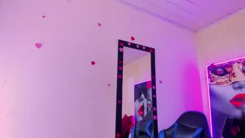 zoe_connor19 online show from August 6, 2:21 am