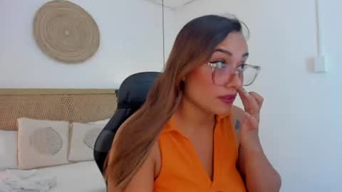 zoe_danae_ online show from August 11, 3:14 pm
