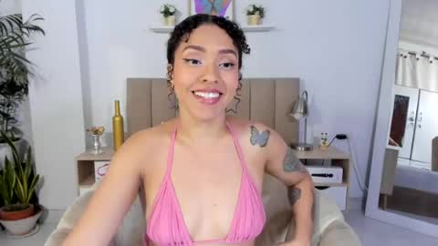 zoe_gruber online show from August 10, 12:12 am