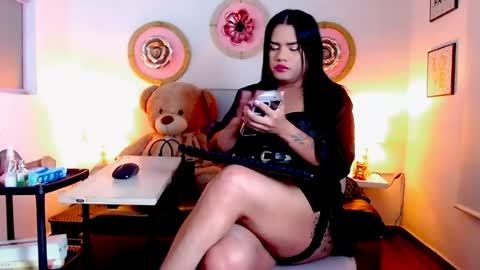 zoe_hecate online show from August 11, 12:34 am