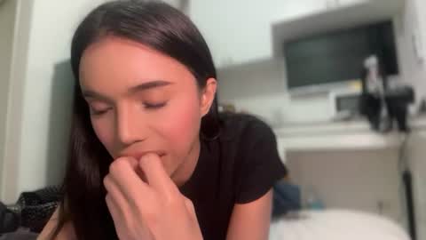 Zoe Hermes . Dont forget to give me thumbs up xoxo online show from July 31, 12:33 pm