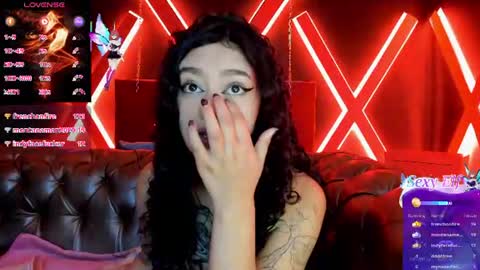 zoe  online show from August 7, 5:18 am