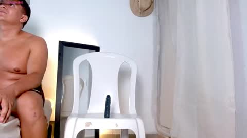 zoe_latin4 online show from August 9, 8:48 am