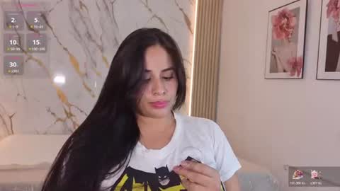 zoe_longhair online show from August 12, 9:06 pm