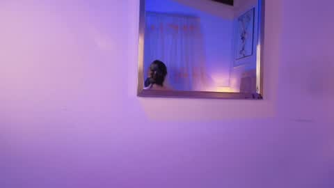 zoe_moon__ online show from August 6, 2:27 pm