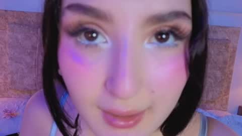 zoe_moon__ online show from August 12, 3:58 pm