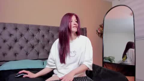 Zoe Olsen online show from July 27, 5:29 pm