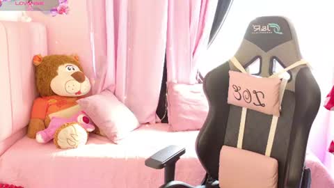 lorena online show from August 9, 1:23 pm