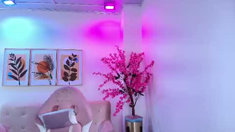 Zoe online show from August 13, 12:41 pm