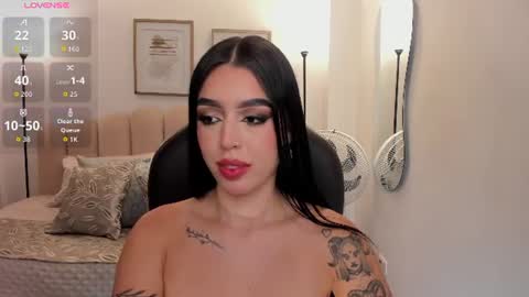 zoee_jackson online show from August 13, 10:13 pm