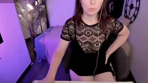 Zoe online show from July 25, 7:07 pm
