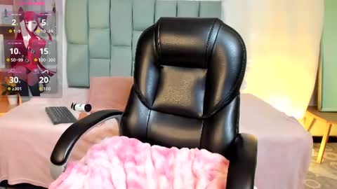 zoeecarter_ online show from August 15, 1:15 pm