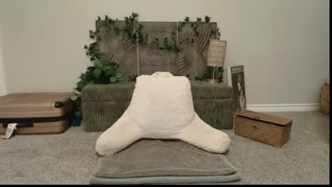 Zoe Gold online show from June 12, 2:40 am