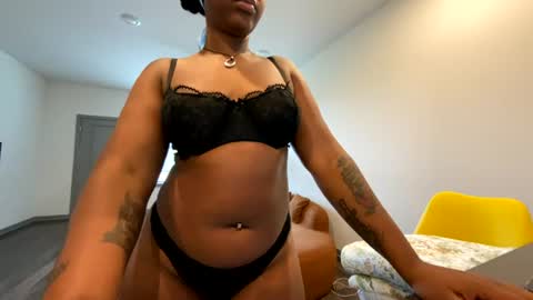 Zoe online show from July 14, 7:14 pm