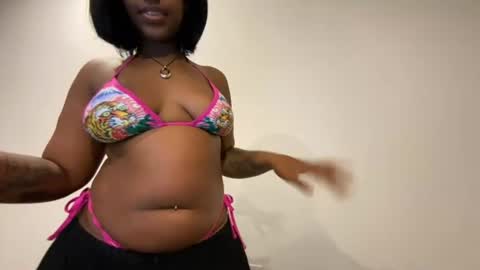 Zoe online show from August 12, 2:03 am