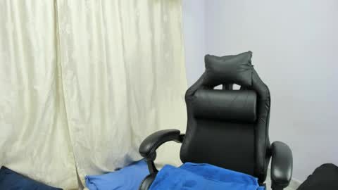 Isabella online show from April 3, 2:09 am