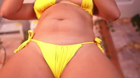 zoey fox  online show from August 2, 11:11 pm