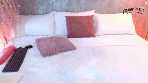 zoe online show from August 5, 9:13 pm