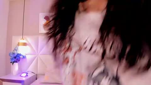 Zoey  online show from July 31, 5:36 am