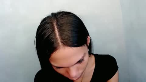 zoey online show from May 2, 6:18 am