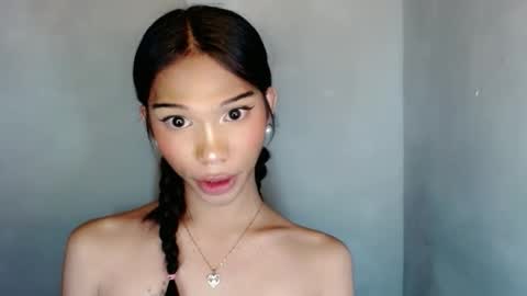 zoey online show from May 11, 11:07 pm