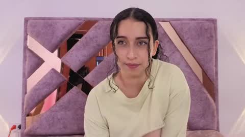 zoezephyr12 online show from August 12, 12:07 pm