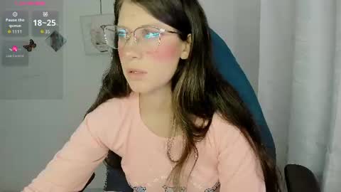 zooeybelair online show from August 12, 5:10 am