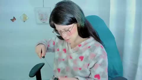 zooeybelair online show from August 14, 4:16 am