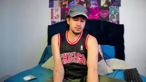 zoren33 online show from September 3, 3:42 am