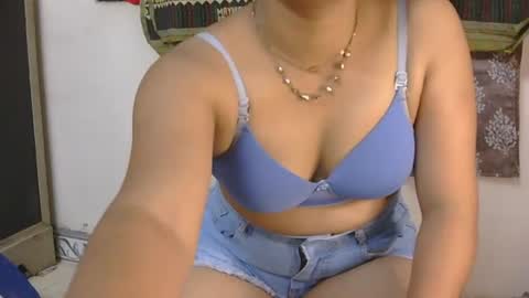 Zoya online show from July 18, 7:59 pm
