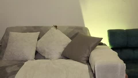 zuly goode online show from August 14, 2:26 am