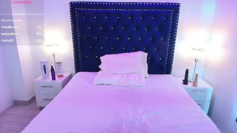 Zury  online show from August 12, 3:36 pm