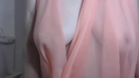 KissmemyLove online show from August 13, 2:53 pm