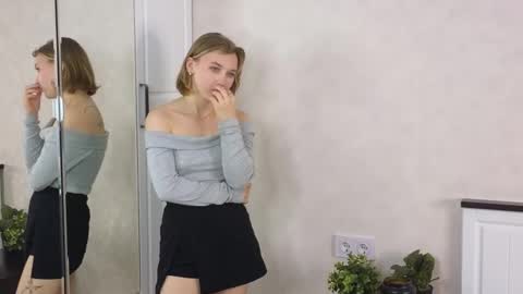 Anya online show from May 14, 9:52 am